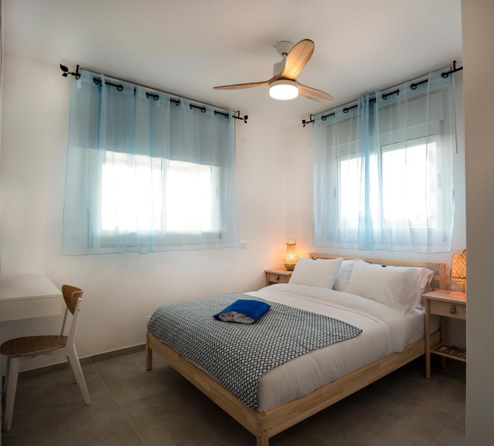 Argaman Beach Apartment 阿卡 外观 照片