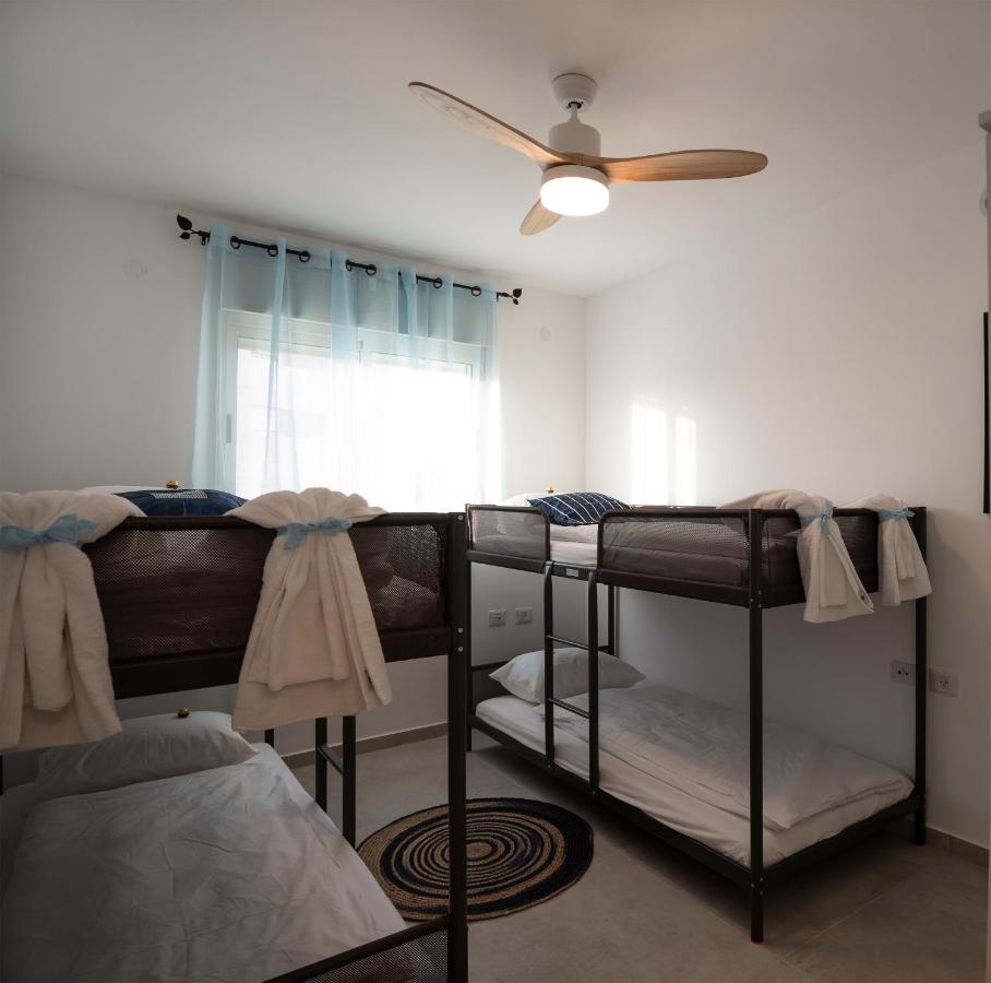 Argaman Beach Apartment 阿卡 外观 照片